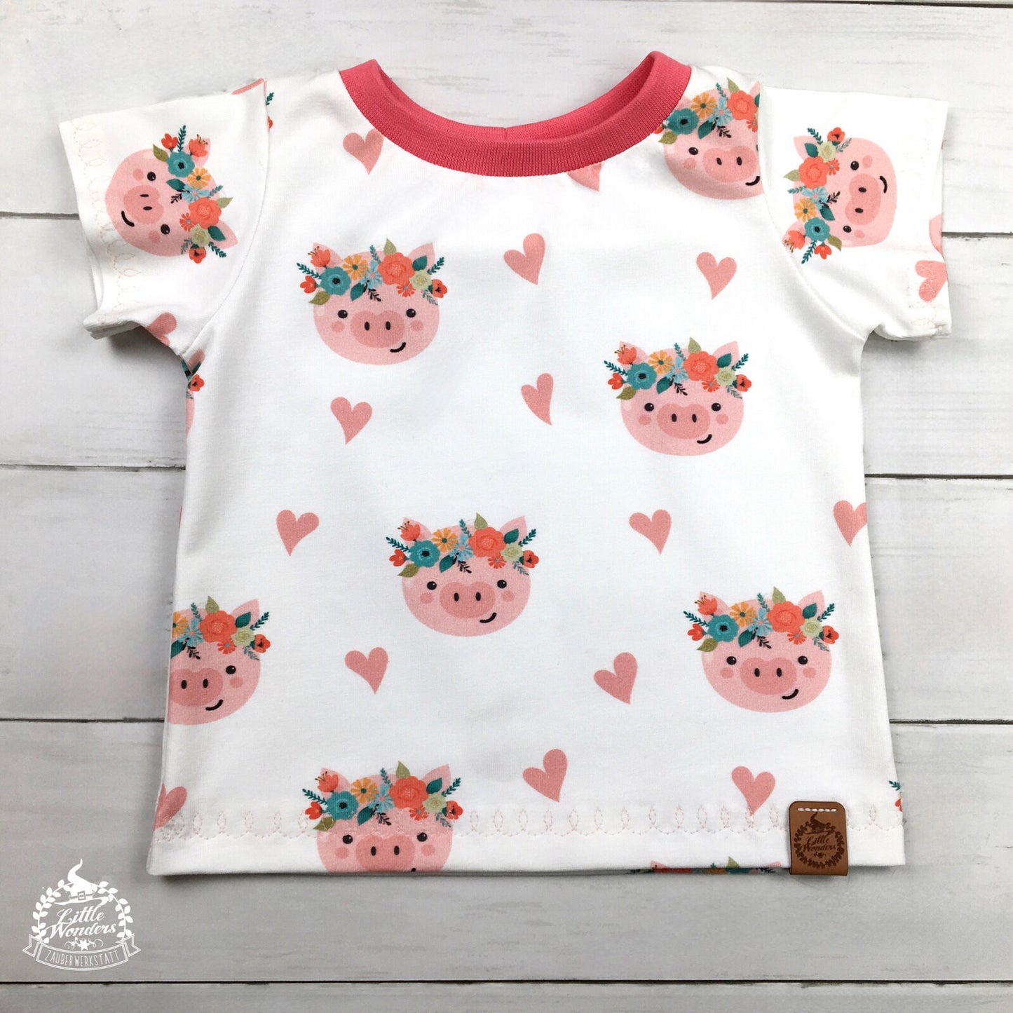 Sommer-Schweinchen , T-Shirt & kurze Hose